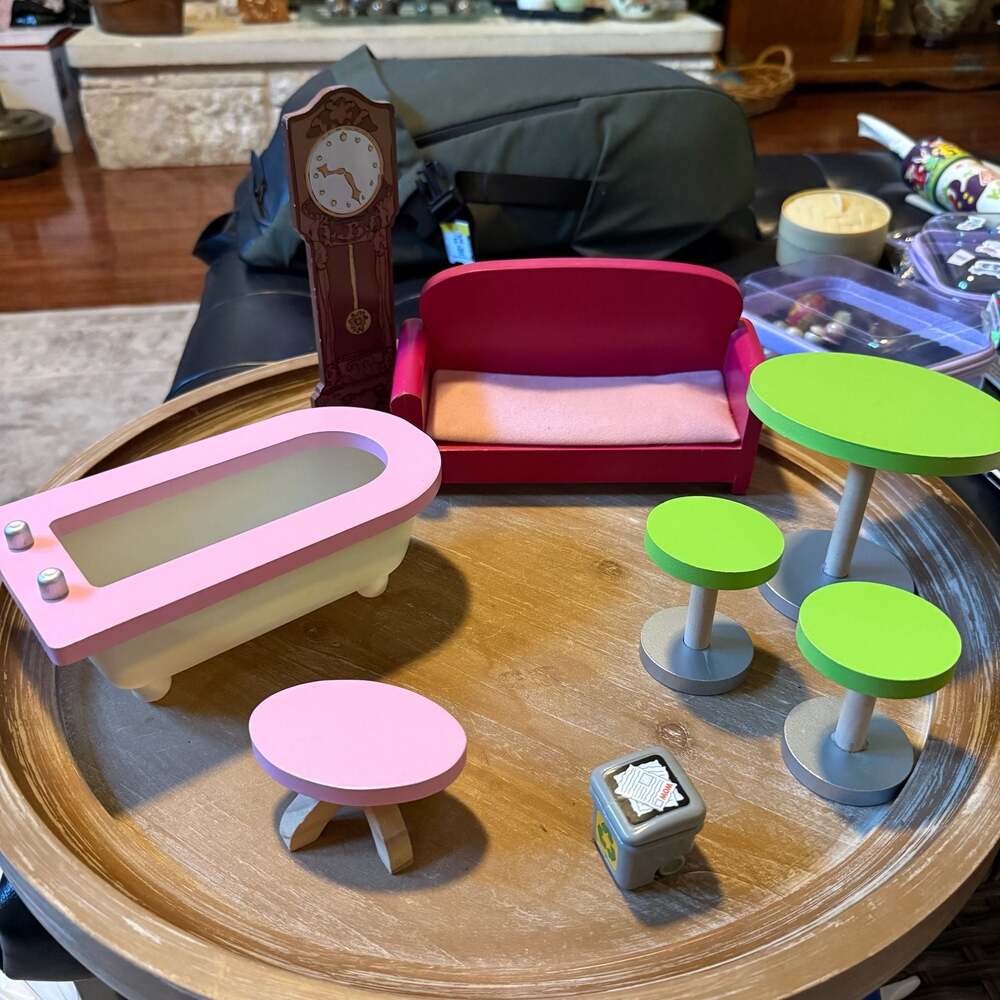 Wooden Dollhouse Furniture Set With Tub Couch And Accessories
